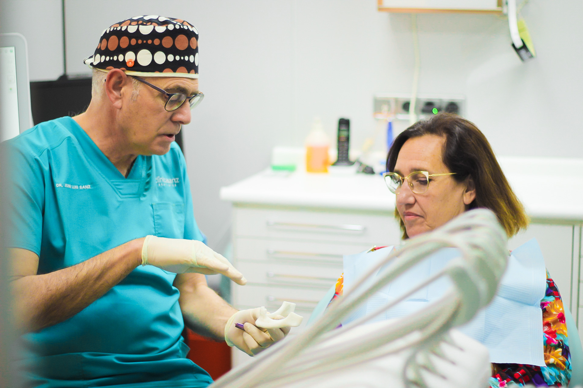 Implantes dentales Implantes dentales